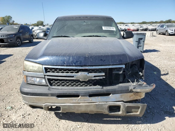 2006 Chevrolet Silverado 1500 LS with VIN 1GCEC19X26Z246099, listed as a Copart auction lot 75929014 with 205,878 mi miles and Salvage Title. Bid and sale history available at carsss.com. Image 5.