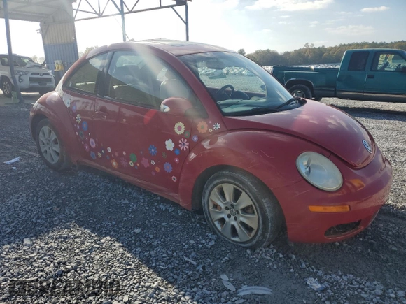 2009 Volkswagen New Beetle Coupe S with VIN 3VWRW31C19M501342, listed as a Copart auction lot 81761554 with 171,926 mi miles and Salvage Title. Bid and sale history available at carsss.com. Image 4.