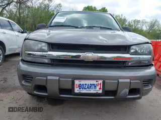 2006 Chevrolet TrailBlazer LS with VIN 1GNDT13SX62152545, listed as a IAAI auction lot 42054501 with 78,976 mi miles and . Bid and sale history available at DreamBid. Image 6.