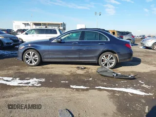 2020 Mercedes-Benz C 300 z VIN WDDWF8EB3LR545536, wystawiony jako IAAI lot #41125152 z przebiegiem 85 853 mil mil oraz . Historia ofert i sprzedaży dostępna na DreamBid. Obrazek 15.