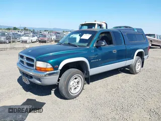 1999 Dodge Dakota SLT with VIN 1B7GG22Y2XS157214, listed as a IAAI auction lot 39776504 with 144,928 mi miles and . Bid and sale history available at carsss.com. Image 17.