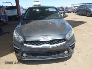 2021 Kia Forte LXS z VIN 3KPF24AD7ME294409, wystawiony jako IAAI lot #42124606 z przebiegiem 91 567 mil mil oraz . Historia ofert i sprzedaży dostępna na DreamBid. Obrazek 6.