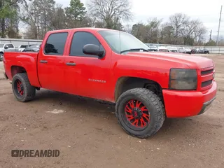 2011 Chevrolet Silverado 1500 with VIN 3GCPCPEA3BG174921, listed as a IAAI auction lot 41714566 with 180,806 mi miles and . Bid and sale history available at DreamBid. Image 1.
