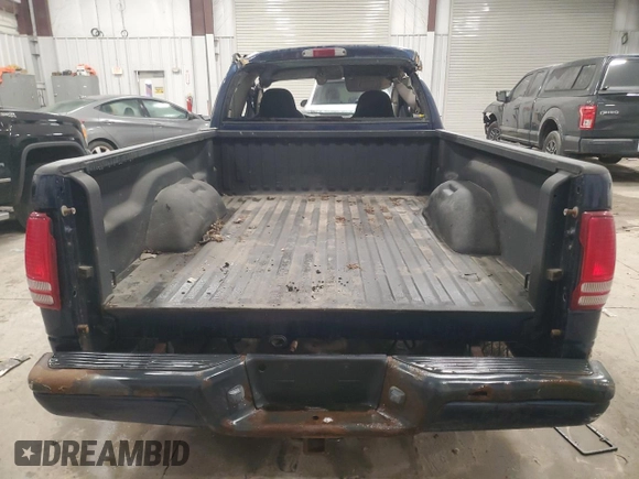 2003 Dodge Dakota Sport with VIN 1D7HG32N43S328884, listed as a Copart auction lot 85985644 with 141,779 mi miles and Non Repairable. Bid and sale history available at carsss.com. Image 6.