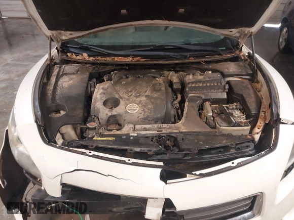 2014 Nissan Maxima SV z VIN 1N4AA5APXEC478724, wystawiony jako IAAI lot #41335407 z przebiegiem 161 985 mil mil oraz . Historia ofert i sprzedaży dostępna na DreamBid. Obrazek 10.