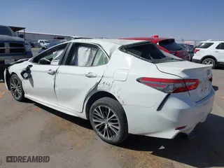 2018 Toyota Camry LE with VIN JTNB11HK9J3020406, listed as a IAAI auction lot 41725844 with 1 mi miles. Bid and sale history available at carsss.com. Image 3.