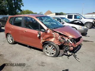 2007 Honda Fit Sport with VIN JHMGD38607S003555, listed as a Copart auction lot 70686834 with 141,940 mi miles and Salvage Title. Bid and sale history available at carsss.com. Image 4.