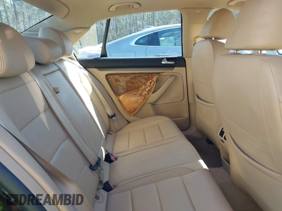 2007 Volkswagen Jetta Wolfsburg Edition with VIN 3VWEF71K57M179363, listed as a IAAI auction lot 41581529 with 161,481 mi miles and . Bid and sale history available at DreamBid. Image 8.