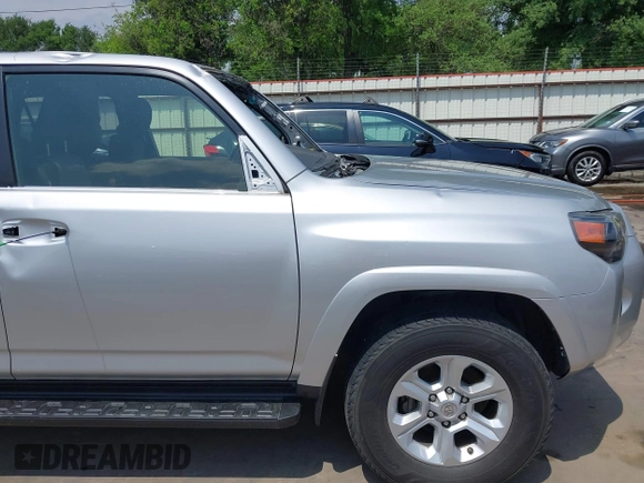 2021 Toyota 4Runner SR5 with VIN JTEMU5JR1M5929960, listed as a IAAI auction lot 41912094 with 90,249 mi miles and . Bid and sale history available at DreamBid. Image 21.