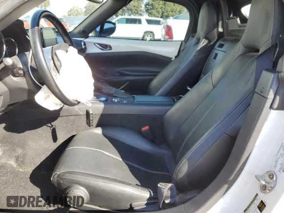 2020 Mazda MX-5 Miata Grand Touring z VIN JM1NDAD74L0416564, wystawiony jako Copart lot #80306624 z przebiegiem 32 732 mil mil oraz Szkoda całkowita • Salvage title. Historia ofert i sprzedaży dostępna na DreamBid. Obrazek 7.