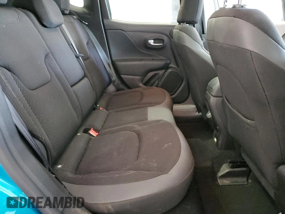 2022 Jeep Renegade Altitude z VIN ZACNJDE1XNPN73059, wystawiony jako Copart lot #56214685 z przebiegiem 56 666 mil mil oraz Szkoda całkowita • Salvage title. Historia ofert i sprzedaży dostępna na DreamBid. Obrazek 11.