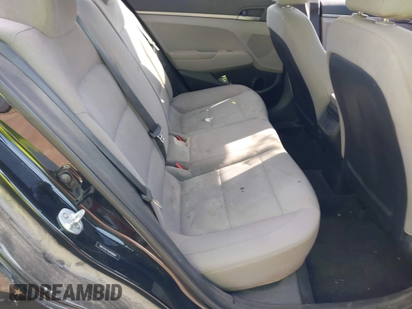 2017 Hyundai Elantra SE z VIN 5NPD74LF1HH099804, wystawiony jako IAAI lot #40579001 z przebiegiem 101 695 mil mil oraz . Historia ofert i sprzedaży dostępna na DreamBid. Obrazek 8.