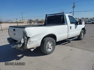 2011 Ford F-250 XL с VIN 1FTBF2A65BEC97374, выставлен на аукционе IAAI как лот 41511958 с пробегом 126 177 миль миль и . История ставок и продаж доступна на DreamBid. Изображение 4.