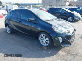 2015 Toyota Prius One with VIN JTDKDTB36F1586812, listed as a IAAI auction lot 42164106 with 184,062 mi miles and . Bid and sale history available at carsss.com. Image 1.
