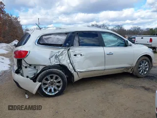 2015 Buick Enclave Leather with VIN 5GAKVBKD1FJ333995, listed as a IAAI auction lot 41684549 with 216,145 mi miles and . Bid and sale history available at carsss.com. Image 13.