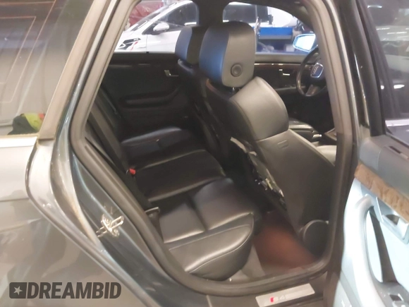 2008 Audi S4 z VIN WAUUL78E98A168935, wystawiony jako IAAI lot #41691662 z przebiegiem 94 143 mil mil oraz . Historia ofert i sprzedaży dostępna na DreamBid. Obrazek 8.