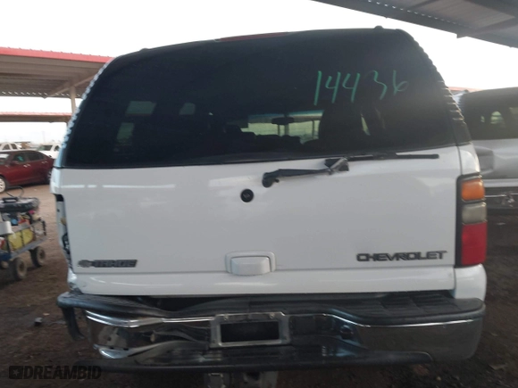 2005 Chevrolet Tahoe LT with VIN 1GNEC13T95R217565, listed as a IAAI auction lot 41361104 with 204,077 mi miles. Bid and sale history available at carsss.com. Image 17.