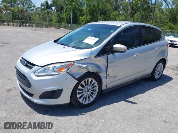2018 Ford C-Max SE z VIN 1FADP5AU1JL104191, wystawiony jako IAAI lot #42153994 z przebiegiem 132 413 mil mil oraz . Historia ofert i sprzedaży dostępna na DreamBid. Obrazek 6.