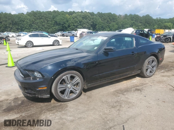2014 Ford Mustang V6 with VIN 1ZVBP8AM4E5203128, listed as a Copart auction lot 62269305 with 91,749 mi miles and Clean title. Bid and sale history available at DreamBid. Image 1.