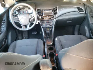 2020 Chevrolet Trax LS with VIN 3GNCJNSBXLL156065, listed as a Copart auction lot 43982225 with 70,108 mi miles and Salvage Title. Bid and sale history available at carsss.com. Image 8.