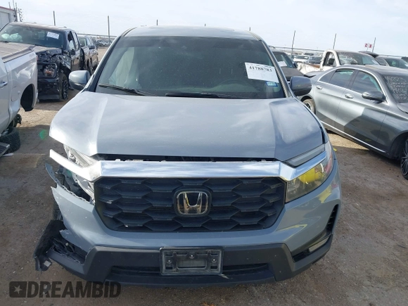 2023 Honda Passport EX-L with VIN 5FNYF8H52PB027082, listed as a IAAI auction lot 41788783 with 32,186 mi miles and . Bid and sale history available at carsss.com. Image 12.