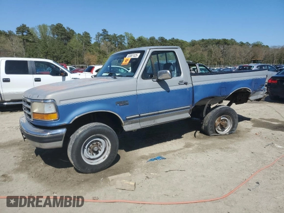 1993 Ford F-250 with VIN 2FTHF25H2PCA20717, listed as a Copart auction lot 53087425 with 246,044 mi miles and Salvage Title. Bid and sale history available at carsss.com. Image 1.