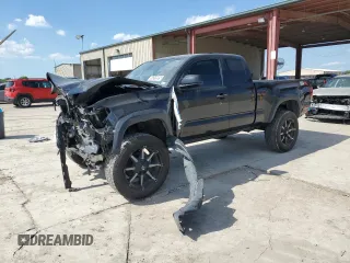 2021 Toyota Tacoma SR z VIN 3TYRX5GN8MT010297, wystawiony jako Copart lot #55313525 z przebiegiem 117 742 mil mil oraz Czysty tytuł • Clean title. Historia ofert i sprzedaży dostępna na DreamBid. Obrazek 1.