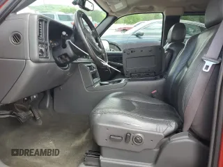 2004 Chevrolet Silverado SS z VIN 2GCEK19N641126491, wystawiony jako Copart lot #56732605 z przebiegiem 201 620 mil mil oraz Szkoda całkowita • Salvage title. Historia ofert i sprzedaży dostępna na DreamBid. Obrazek 7.