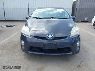 2011 Toyota Prius I with VIN JTDKN3DU6B5371632, listed as a IAAI auction lot 41939360 with 114,118 mi miles. Bid and sale history available at carsss.com. Image 12.