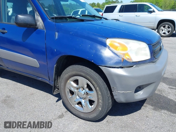 2005 Toyota RAV4 with VIN JTEHD20V950049053, listed as a IAAI auction lot 41998035 with 197,193 mi miles. Bid and sale history available at carsss.com. Image 12.