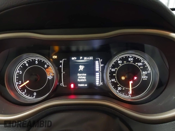2016 Jeep Cherokee Sport with VIN 1C4PJMAB3GW219139, listed as a IAAI auction lot 42373717 with 70,393 mi miles and . Bid and sale history available at DreamBid. Image 7.