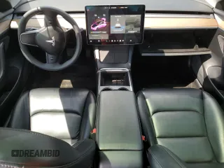 2021 Tesla Model 3 Standard Range Plus z VIN 5YJ3E1EA3MF085641, wystawiony jako Copart lot #56849295 z przebiegiem 123 350 mil mil oraz Tytuł czysty. Historia ofert i sprzedaży dostępna na DreamBid. Obrazek 8.