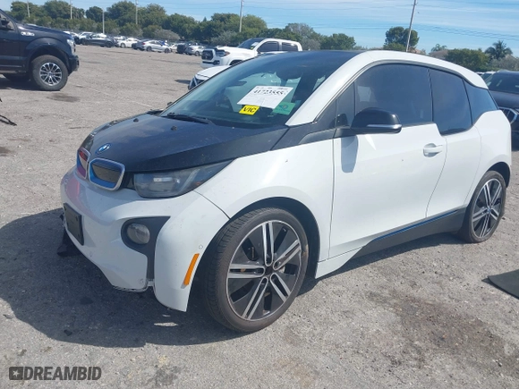 2017 BMW i3 with VIN WBY1Z8C32HV891355, listed as a IAAI auction lot 41723555 with 77,773 mi miles. Bid and sale history available at carsss.com. Image 17.