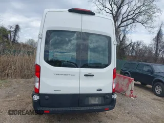 2019 Ford Transit with VIN 1FTBW2XGXKKB14763, listed as a IAAI auction lot 41924696 with 58,122 mi miles and . Bid and sale history available at DreamBid. Image 15.