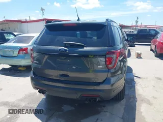 2018 Ford Explorer Sport z VIN 1FM5K8GT6JGB00350, wystawiony jako IAAI lot #42599100 z przebiegiem Nie podano mil oraz . Historia ofert i sprzedaży dostępna na DreamBid. Obrazek 16.
