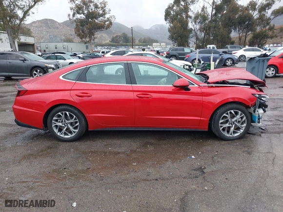 2021 Hyundai Sonata SEL with VIN 5NPEL4JA0MH082414, listed as a IAAI auction lot 41578143 with 6,533 mi miles. Bid and sale history available at carsss.com. Image 13.
