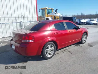 2008 Dodge Avenger SXT z VIN 1B3LC56K38N183131, wystawiony jako IAAI lot #41581124 z przebiegiem 209 686 mil mil oraz . Historia ofert i sprzedaży dostępna na DreamBid. Obrazek 4.