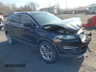 2019 Lincoln MKC Reserve with VIN 5LMCJ3D96KUL46773, listed as a IAAI auction lot 42064234 with 70,176 mi miles and . Bid and sale history available at carsss.com. Image 1.