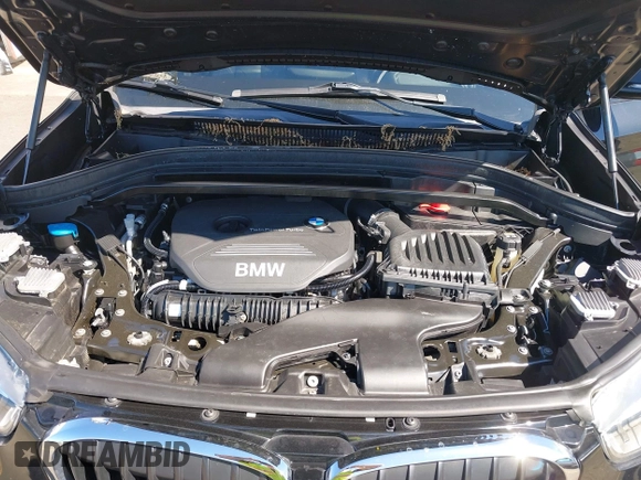 2017 BMW X1 xDrive28i with VIN WBXHT3C36H5F76858, listed as a IAAI auction lot 42184914 with 165,923 mi miles and . Bid and sale history available at DreamBid. Image 10.