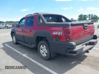 2004 Chevrolet Avalanche Z71 z VIN 3GNEK12T04G331537, wystawiony jako IAAI lot #42305840 z przebiegiem 190 272 mil mil oraz . Historia ofert i sprzedaży dostępna na DreamBid. Obrazek 3.