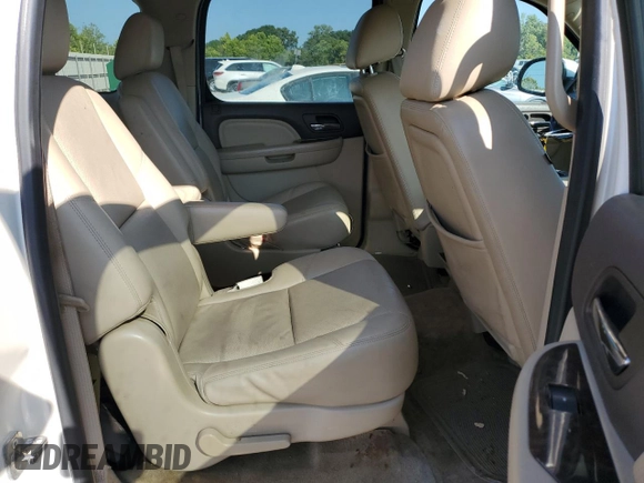 2012 GMC Yukon XL Denali with VIN 1GKS1MEF2CR319365, listed as a Copart auction lot 42214225 with 194,473 mi miles and Clean Title. Bid and sale history available at carsss.com. Image 12.
