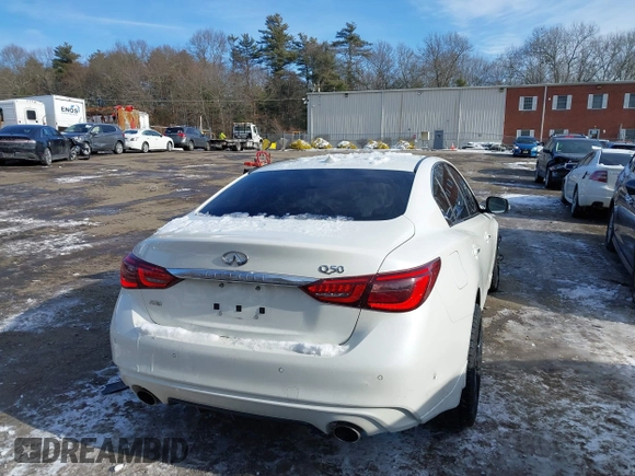 2018 Infiniti Q50 3.0t SPORT with VIN JN1EV7AR0JM430069, listed as a IAAI auction lot 41386106 with 44,748 mi miles. Bid and sale history available at carsss.com. Image 17.