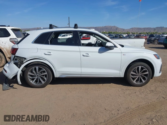 2023 Audi Q5 S line Premium Plus z VIN WA1EAAFY1P2127967, wystawiony jako IAAI lot #42327485 z przebiegiem 52 754 mil mil oraz . Historia ofert i sprzedaży dostępna na DreamBid. Obrazek 13.