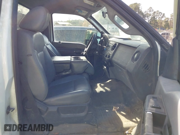 2011 Ford Super Duty F-250 SRW XL with VIN 1FDBF2B66BEC47481, listed as a IAAI auction lot 41893491 with 306,160 mi miles. Bid and sale history available at carsss.com. Image 5.