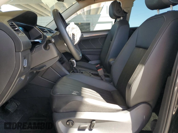 2023 Volkswagen Tiguan SE с VIN 3VV3B7AXXPM088057, выставлен на аукционе Copart как лот 49840355 с пробегом 21 405 миль миль и Списание • Salvage title. История ставок и продаж доступна на DreamBid. Изображение 7.