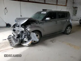2019 Kia Soul z VIN KNDJN2A26K7668932, wystawiony jako Copart lot #51683415 z przebiegiem 130 650 mil mil oraz Szkoda całkowita • Salvage title. Historia ofert i sprzedaży dostępna na DreamBid. Obrazek 1.