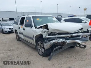 2003 Chevrolet Suburban LS with VIN 3GNEC16ZX3G320202, listed as a IAAI auction lot 41596078 with 287,841 mi miles. Bid and sale history available at carsss.com. Image 1.