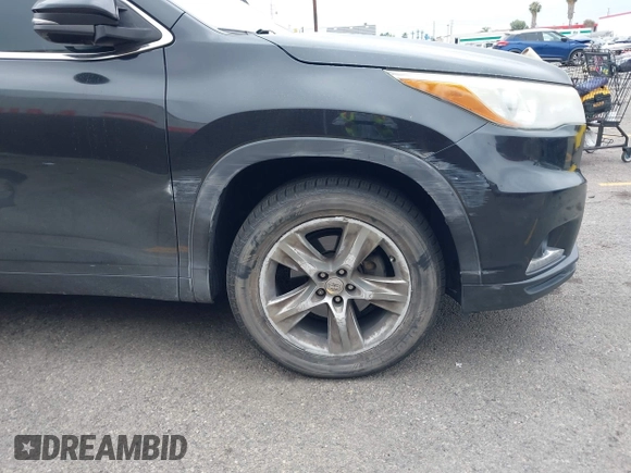 2014 Toyota Highlander Limited with VIN 5TDYKRFHXES015138, listed as a IAAI auction lot 42421746 with 130,223 mi miles and . Bid and sale history available at DreamBid. Image 6.