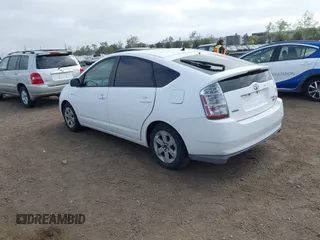 2009 Toyota Prius with VIN JTDKB20U093489299, listed as a IAAI auction lot 42099346 with 203,050 mi miles. Bid and sale history available at carsss.com. Image 3.