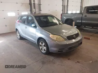 2004 Toyota Matrix Std with VIN 2T1LR32EX4C285993, listed as a IAAI auction lot 41401580 with 216,603 mi miles. Bid and sale history available at carsss.com. Image 1.